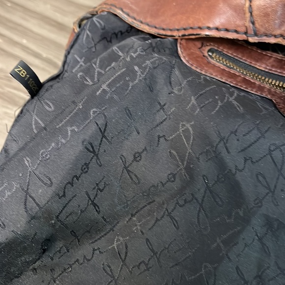 FOSSIL FIFTY FOUR BROWN LEATHER SHOULDER BAG - Picture 13 of 16